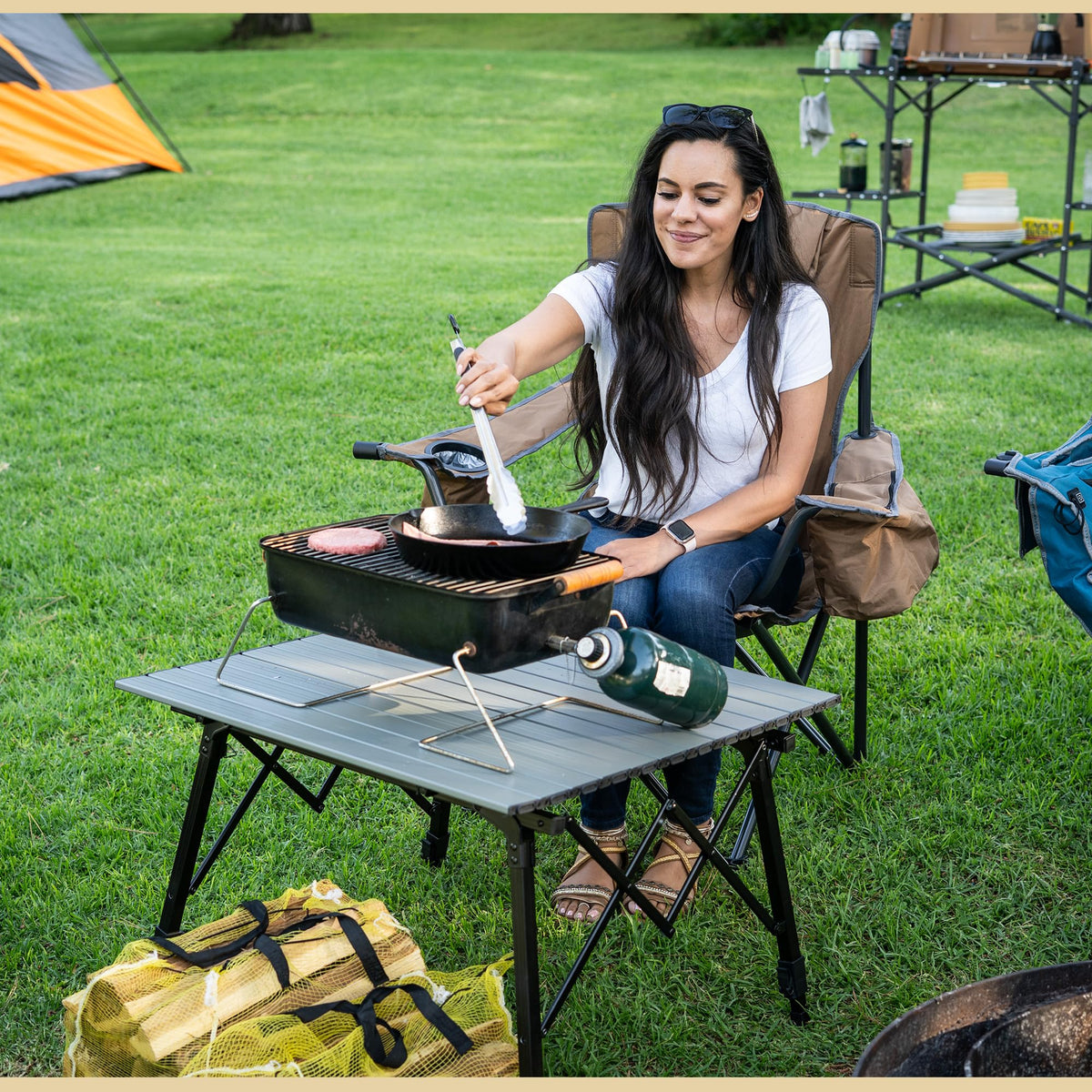 39 in Aluminum Folding Camp Table J77117